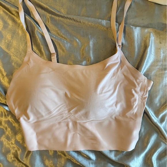 light pink crop top - Picture 1 of 2